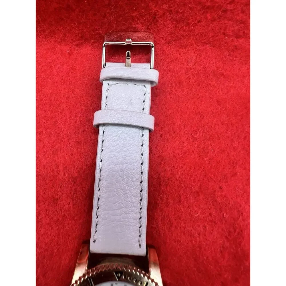 GENEVA Platinum Ladies Watch 9758 Goldtone White Leather Band New Battery Inst